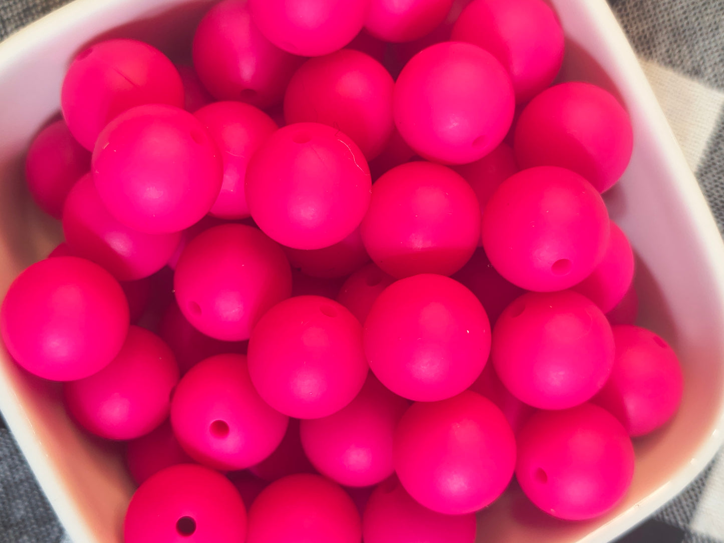 15mm Solid Silicone Beads