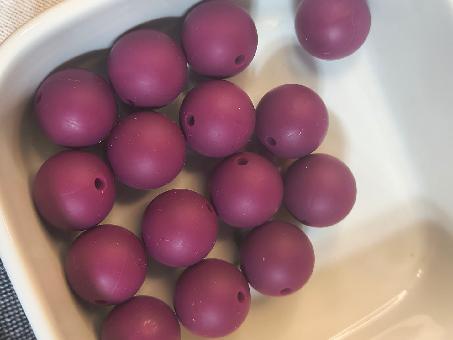 15mm Solid Silicone Beads