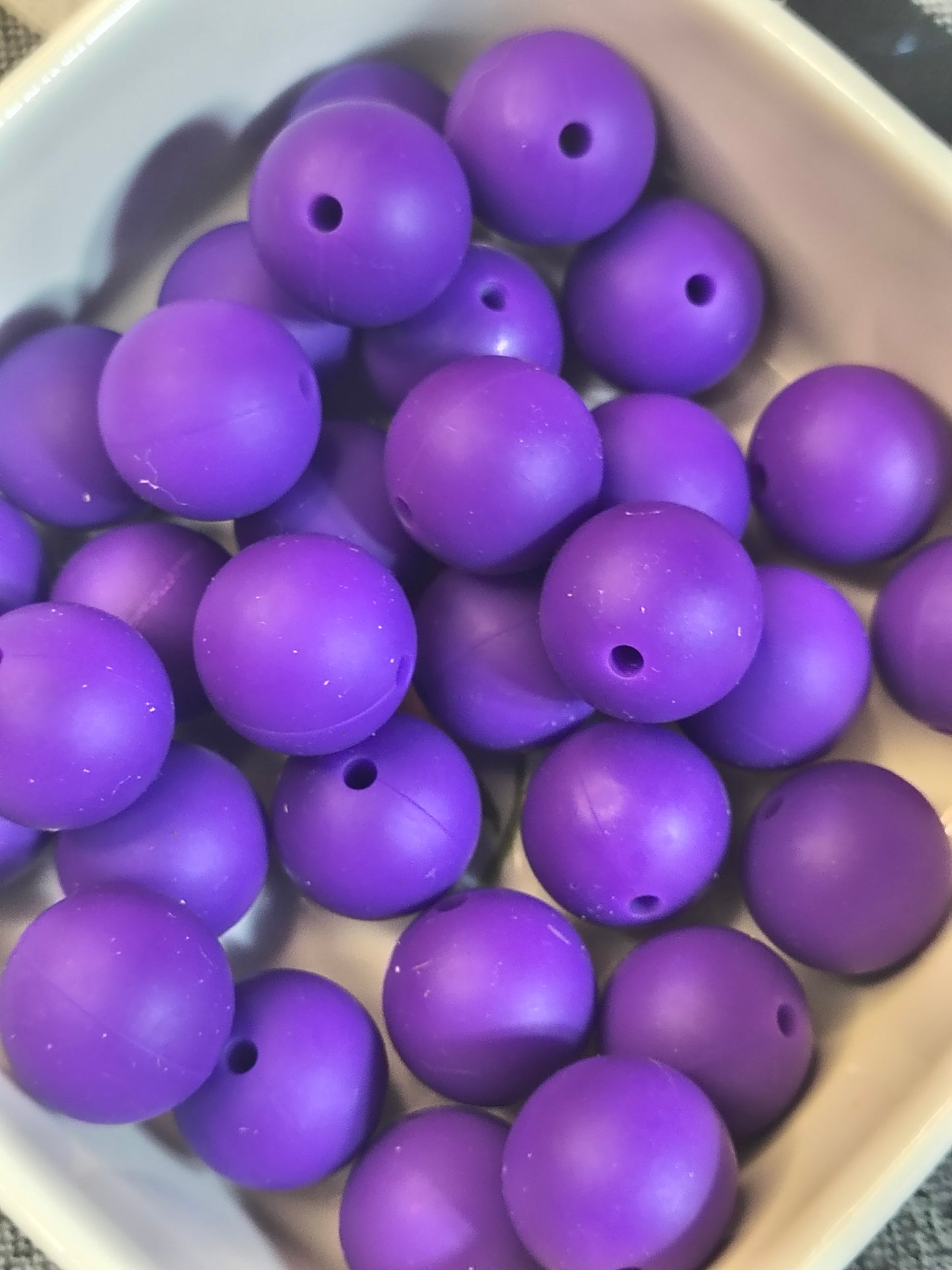 15mm Solid Silicone Beads