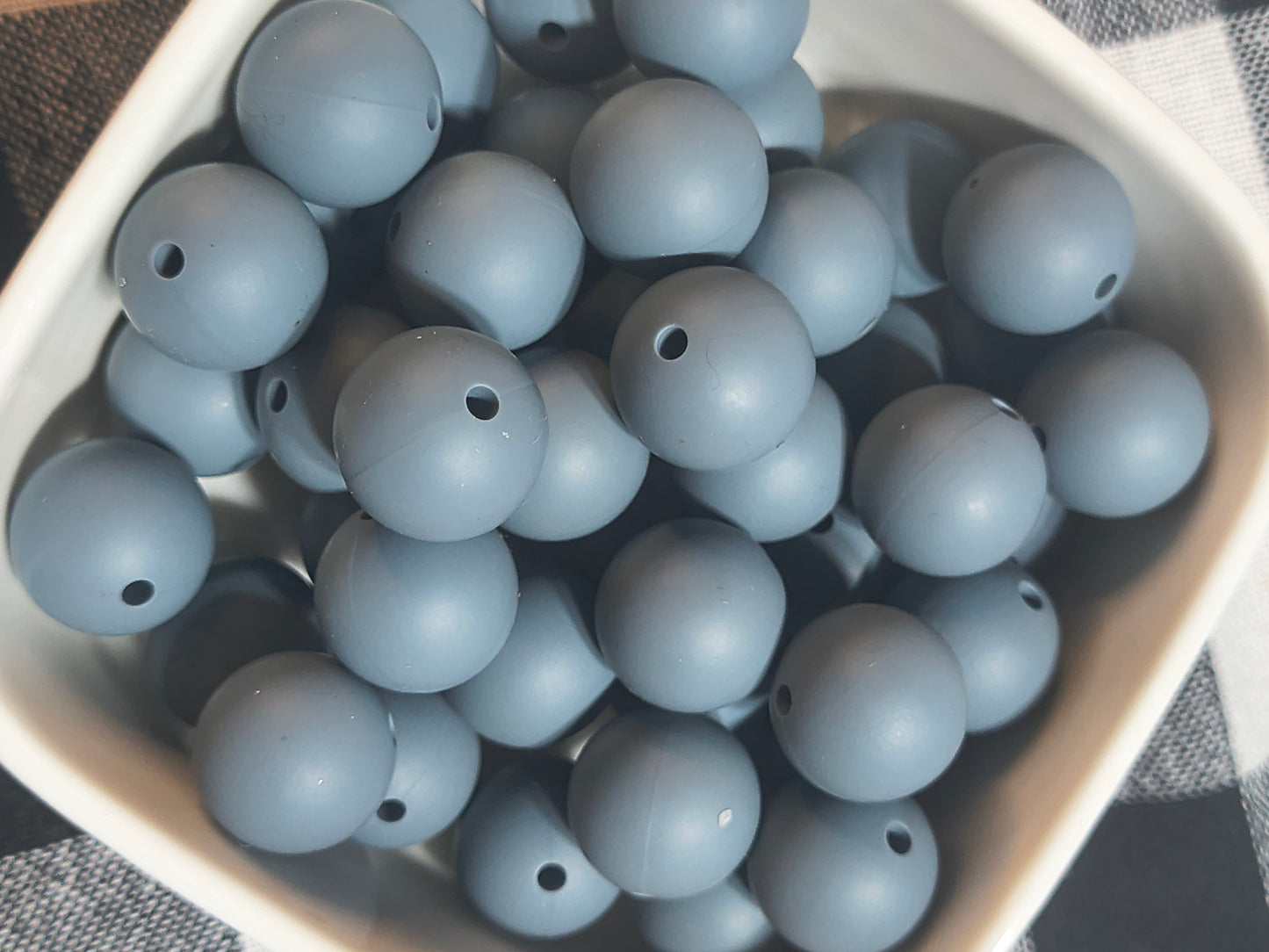 15mm Solid Silicone Beads