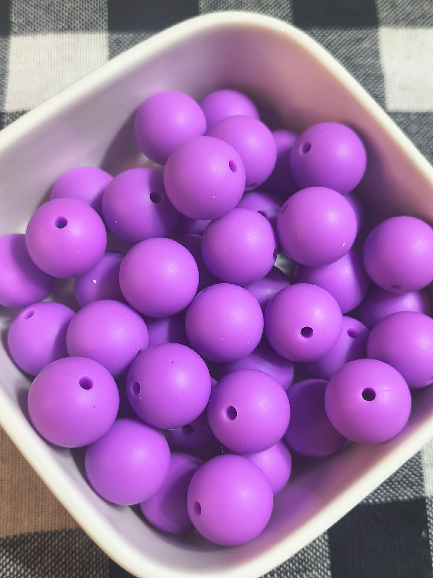 15mm Solid Silicone Beads