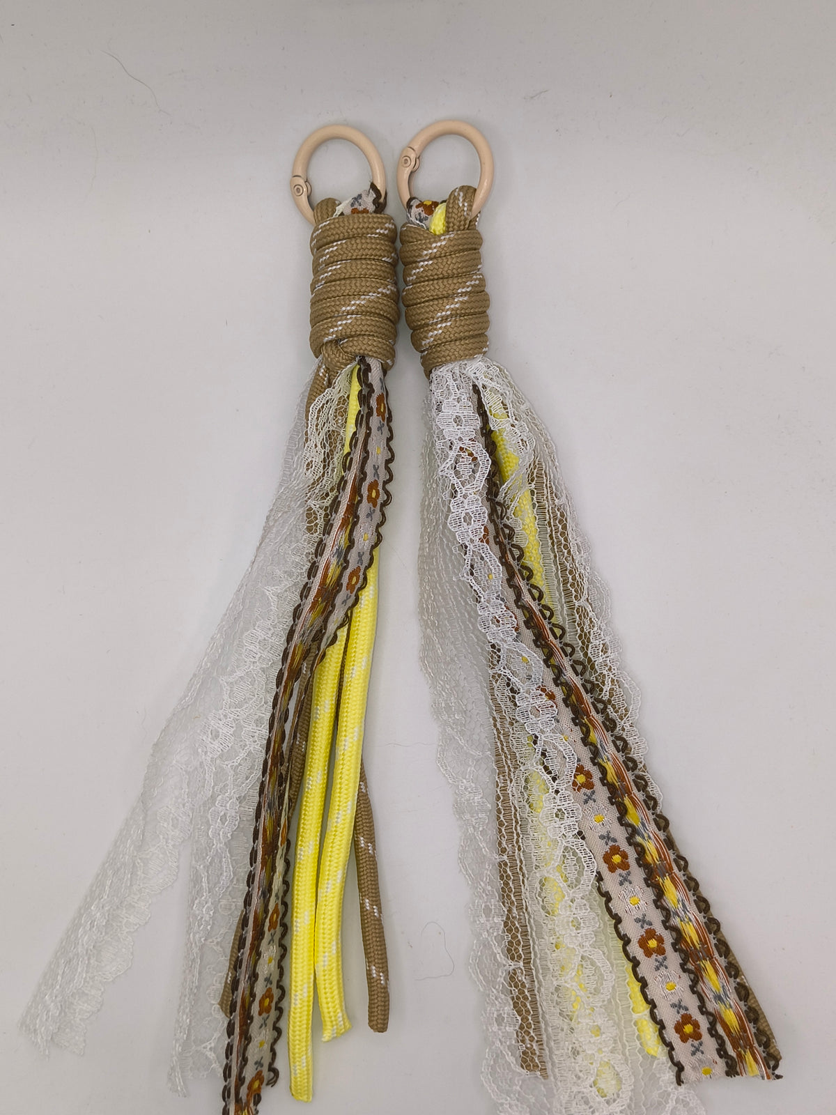 Flower And Lace Braided Keychain