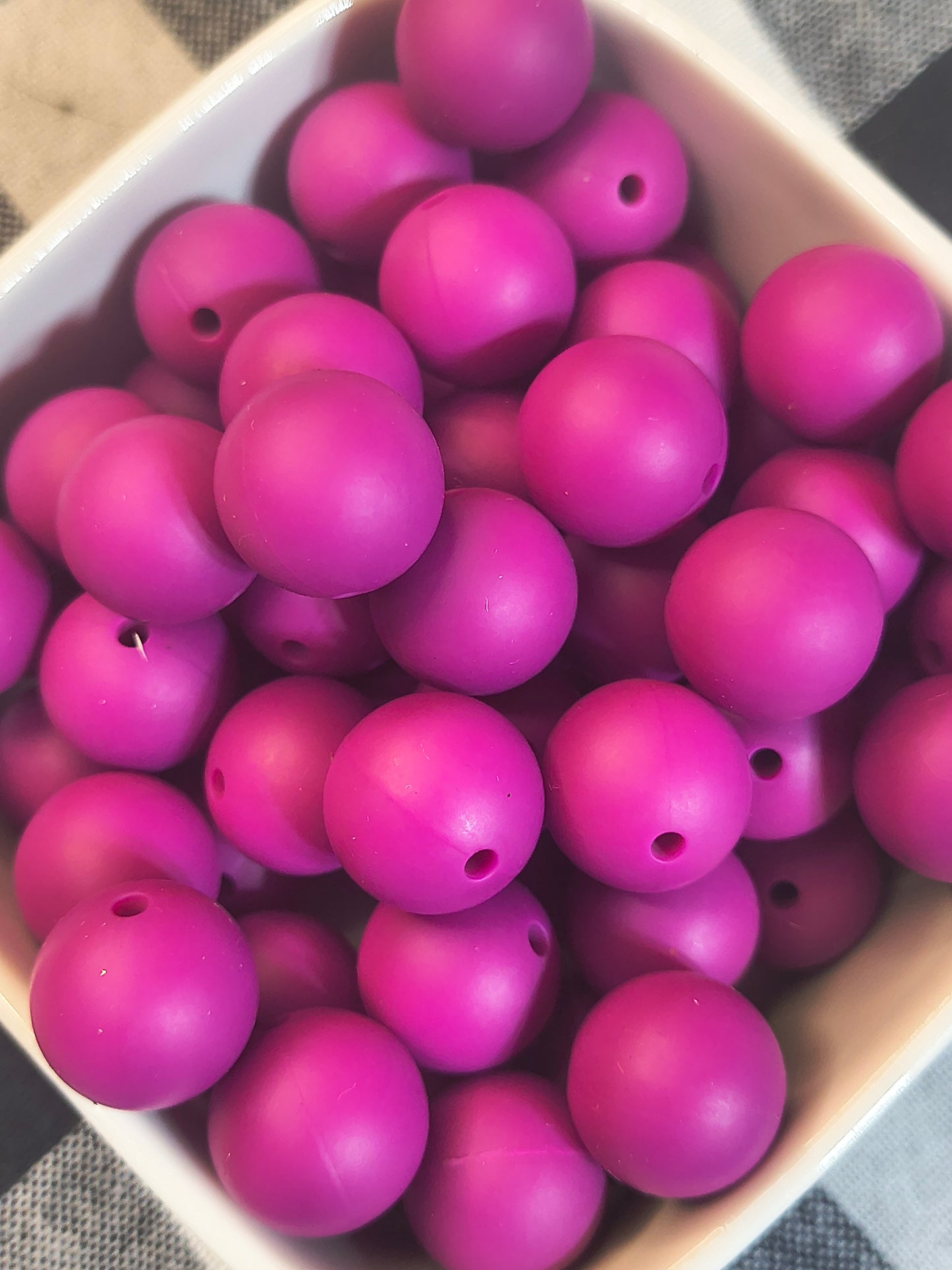 15mm Solid Silicone Beads