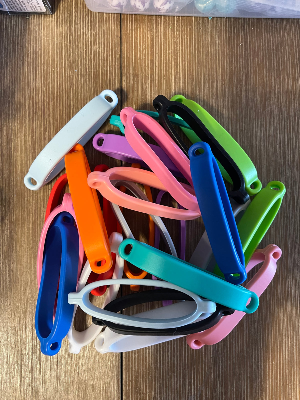 Beadable Silicone Tumbler Chain Holder ￼