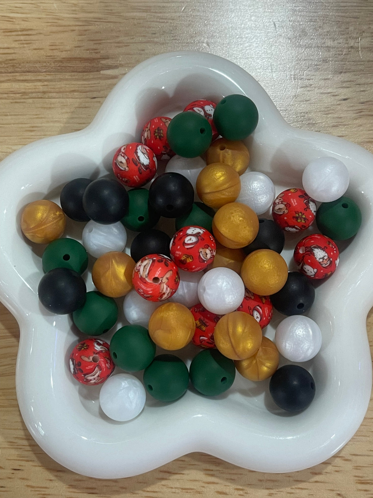 Merry & Bright 15mm Silicone Bead Mix |50pcs