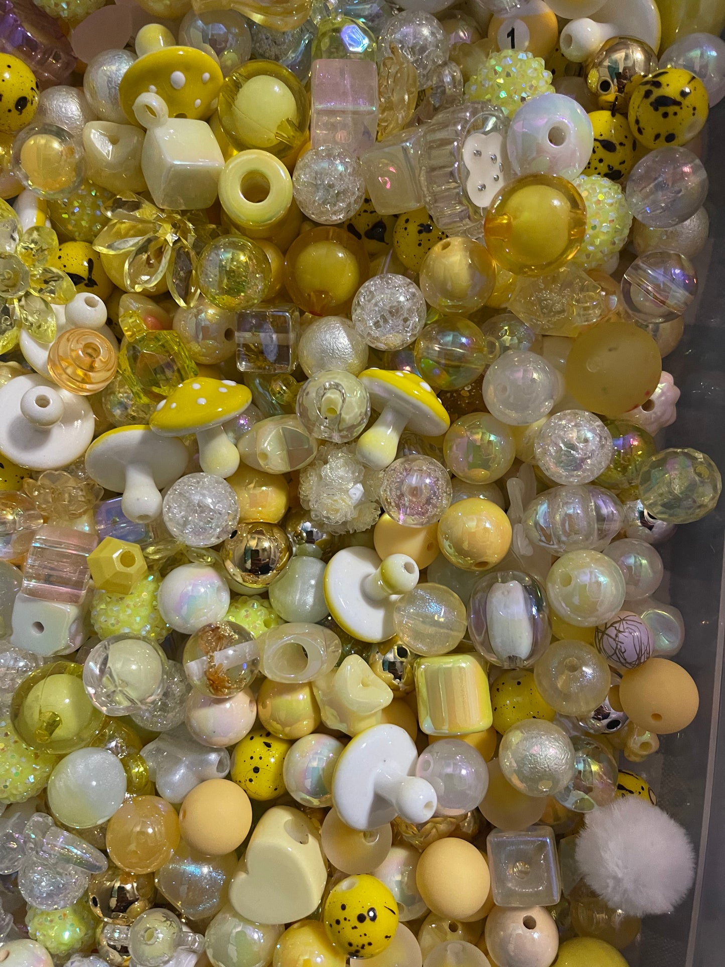 Beads Mixes By Color