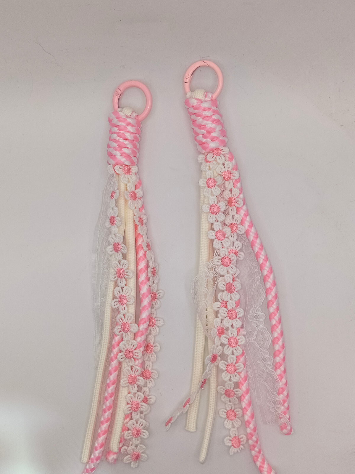 Braided Keychain With Flower Lace