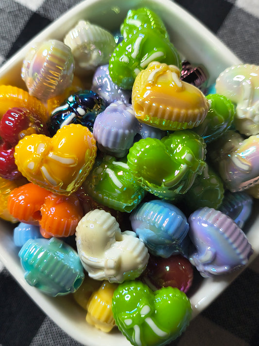 AB Coated Hearts W/ Bows Bead