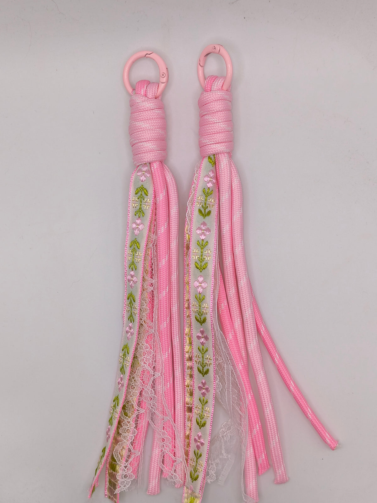 Flower And Lace Braided Keychain