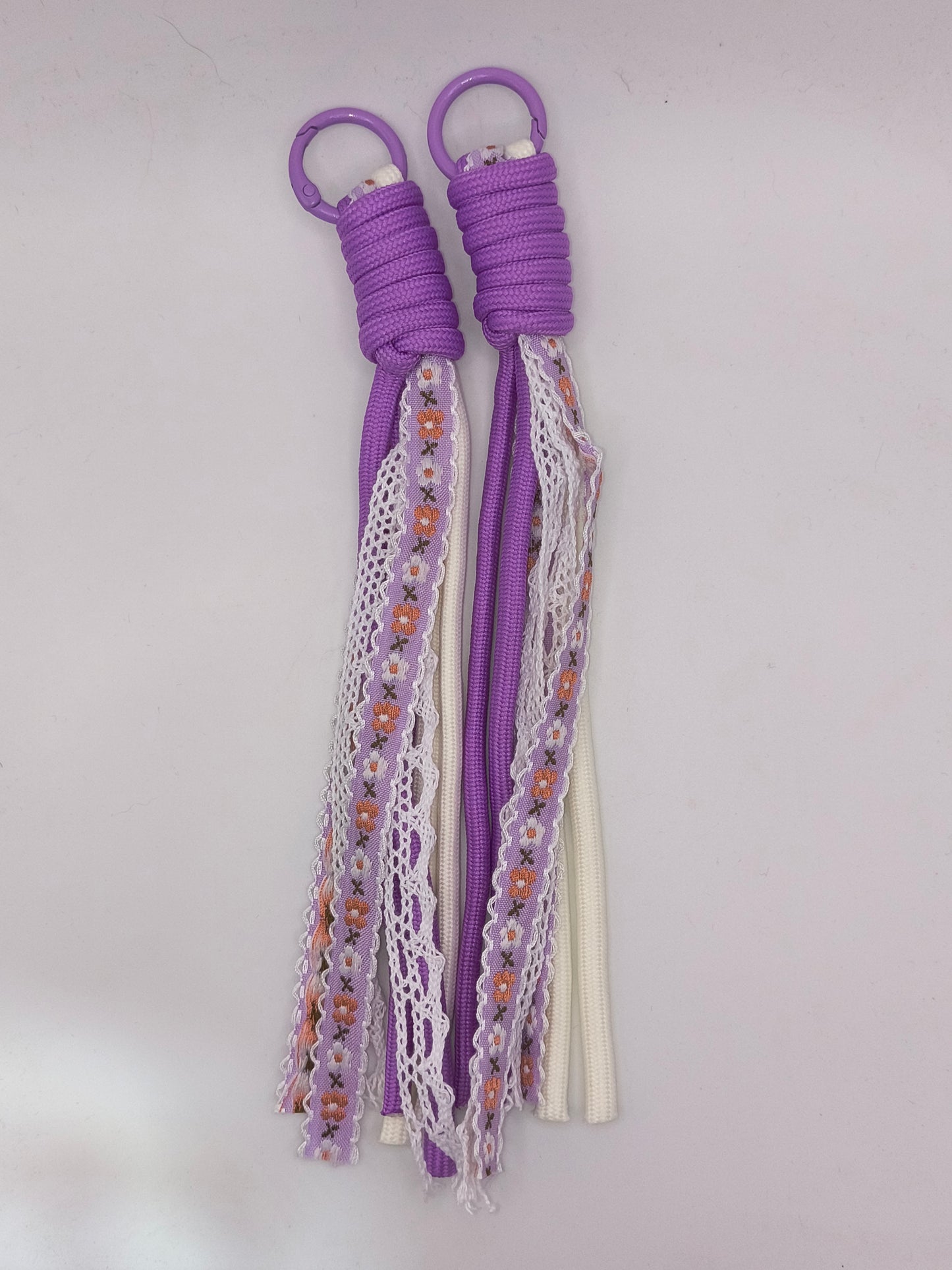 Flower And Lace Braided Keychain